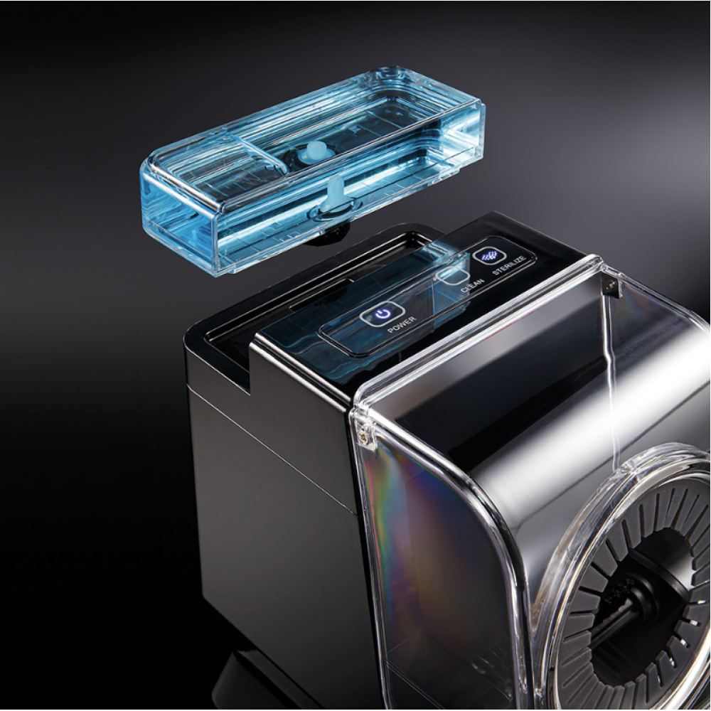 Clean Pro Automatic — Automatinis profesionalių kirpyklų įrankių valymo ir dezinfekavimo įrenginys (402.157)