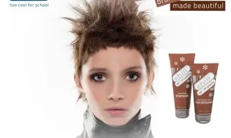 ed brunetes atskleidė plaukų grožį...