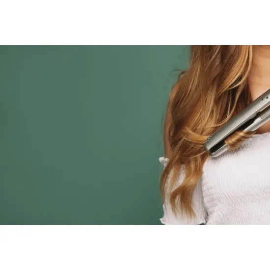 Plaukų formavimo priemonės